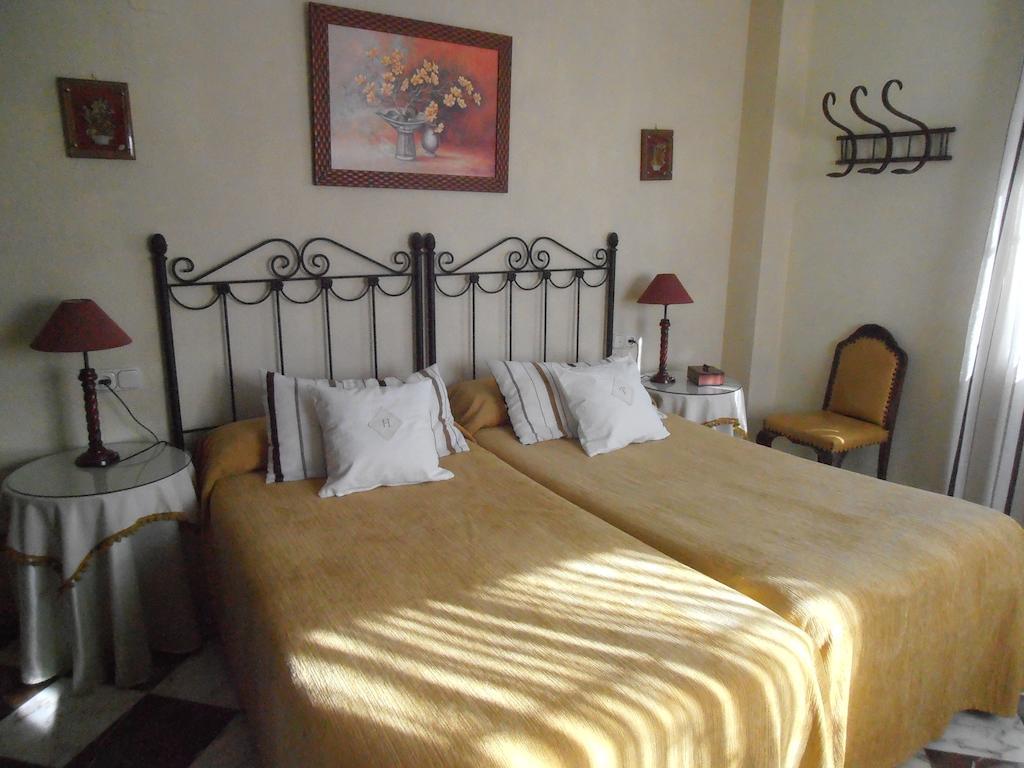 Alojamiento Rural Torre Hueca Pinos Puente Room photo