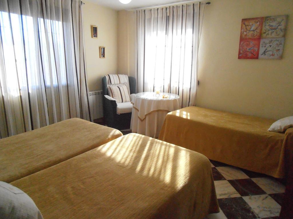 Alojamiento Rural Torre Hueca Pinos Puente Room photo
